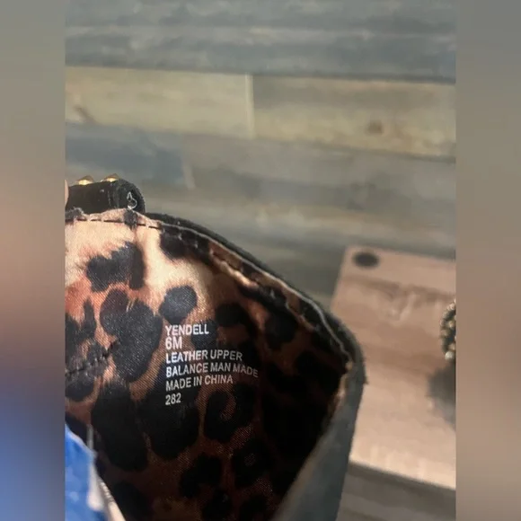 Betsey Johnson Yendell Black Suede Studded Western Boots Size 6 - Picture 11 of 16